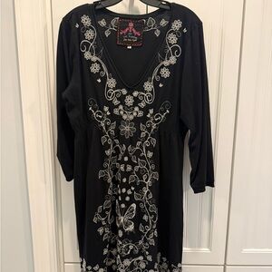 Johnny Was Black V-Neck Dress with White Floral & Butterfly Embroidery, size L